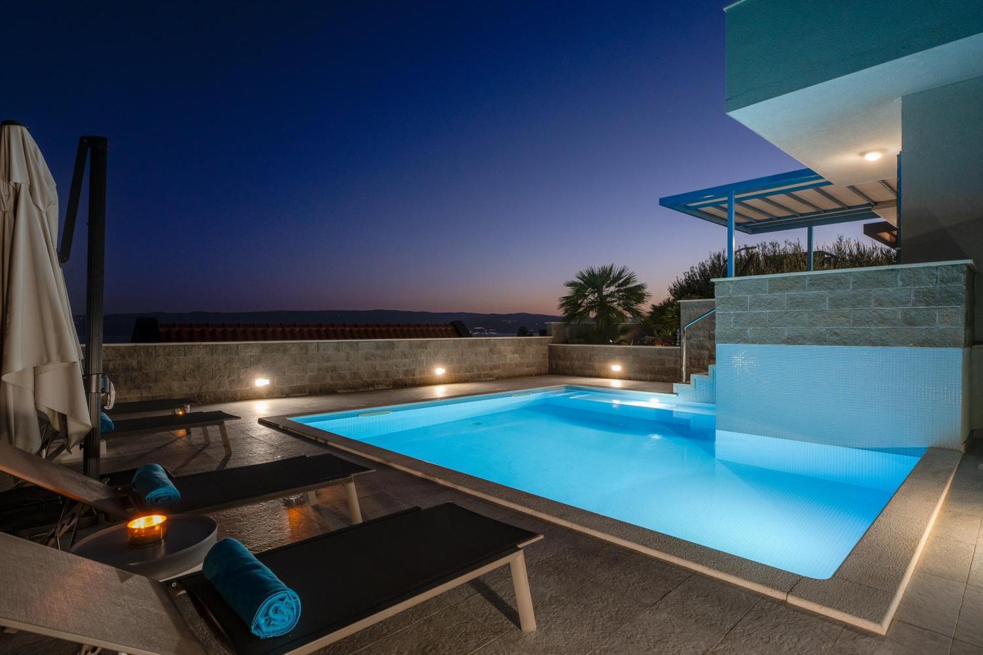 Villa Allegra With 32Msq Heated Pool, 300M Far From Sandy Beaches, Open Sea View Omiš Exteriér fotografie