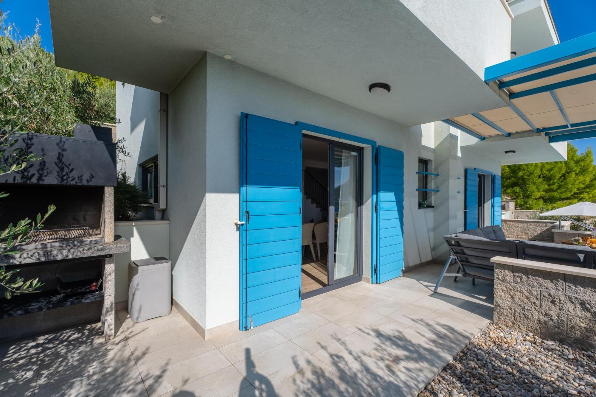 Villa Allegra With 32Msq Heated Pool, 300M Far From Sandy Beaches, Open Sea View Omiš Exteriér fotografie